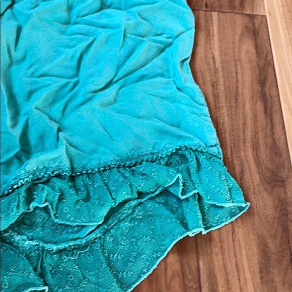 FASHION FUSE GREEN TOP - Picture 8 of 8